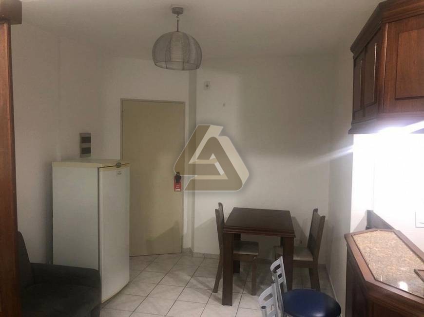 f728f99404b084bf74c081aeb2edba90