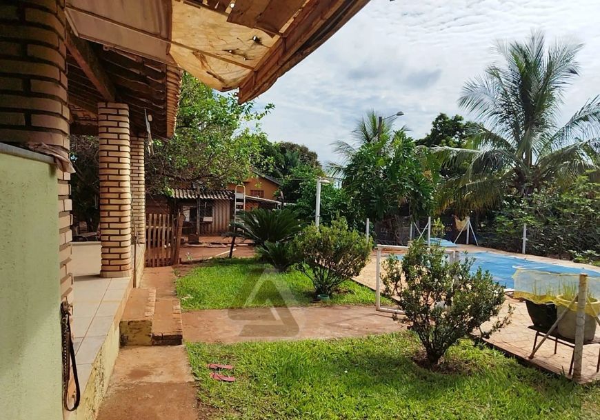 2c584b38215cddf50de053be5370f376