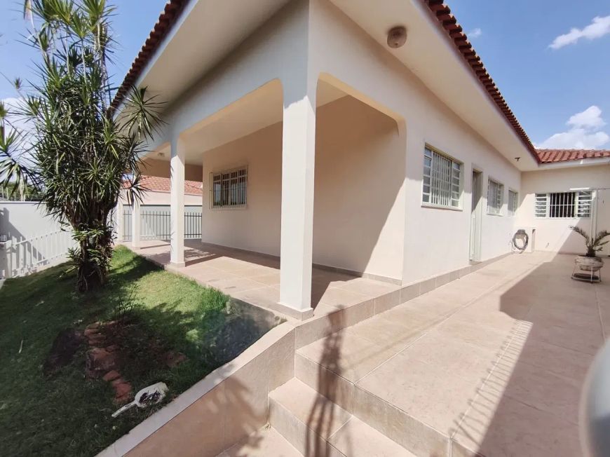 01fbb29db8decfd0a075c6f5b3211b8c-2