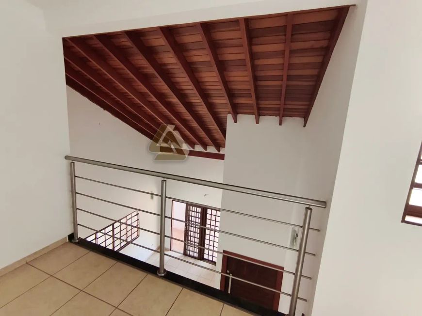 025edc5e94c4c5e1337f21023908b2de