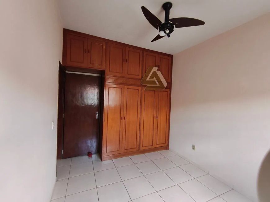 49dc39de995c172bea56c80a43f75ab0