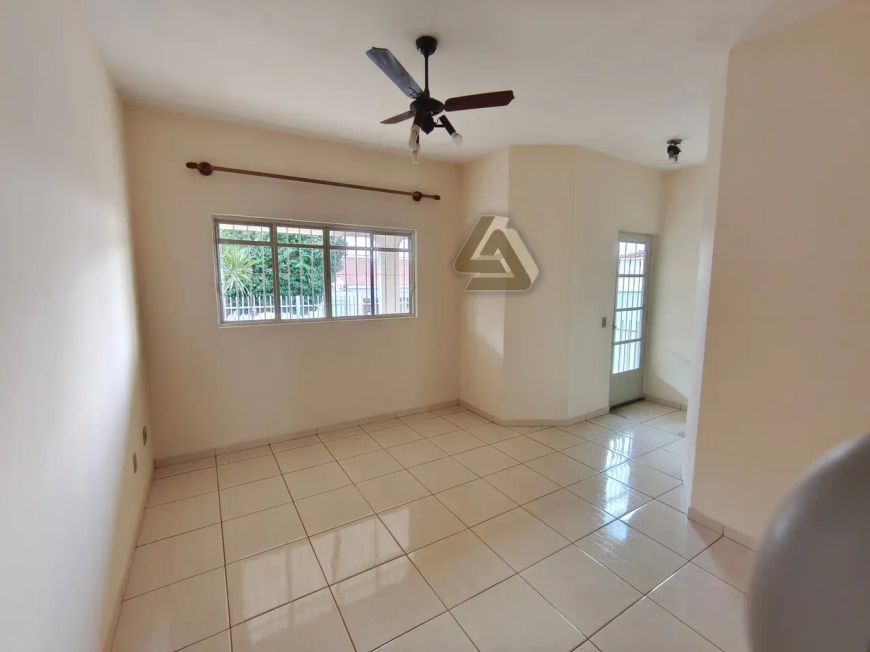 684024ee01e0ec37e9657029ce8f0565-1