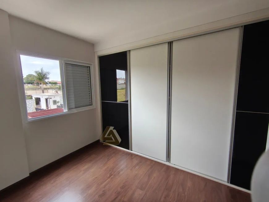 dcbddc36aa9d5e81ea2fb314e90e0fed-1