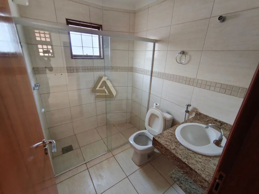 e58bbe983a9fa6d164c5323be6558417