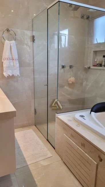 f4cda7abcb0e81eab374b79900916f8e