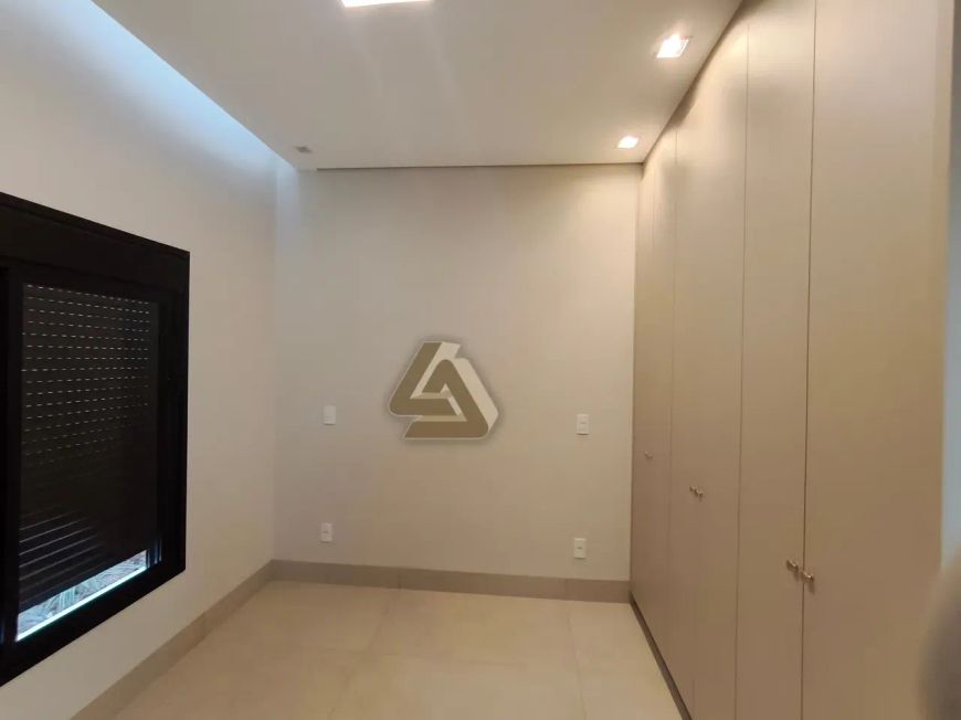 0b102c03abf65b9deea0ac7867677eb4