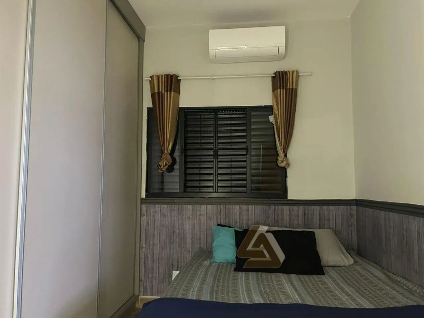 2ccfe5a1580ee1ebd197798d28e4448c