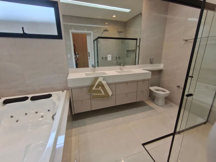 5721652913bbb13a462d91b581333c6d