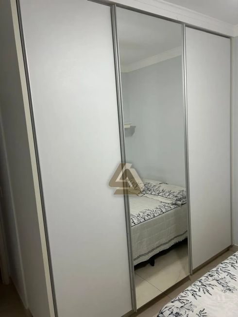 61b17dc4493b0f3061e30a2b6d671f8b