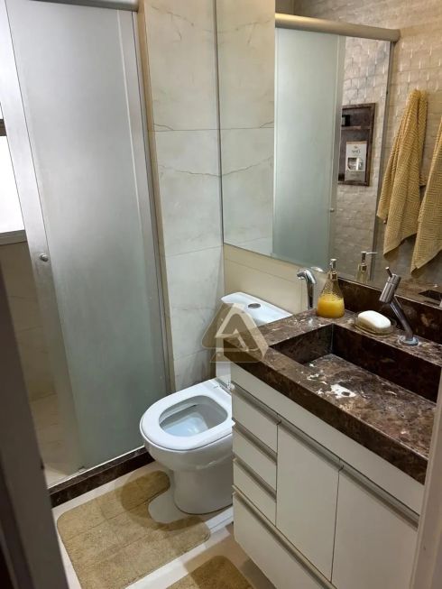 7fabf744818f5b3b75a9d45ffb586715