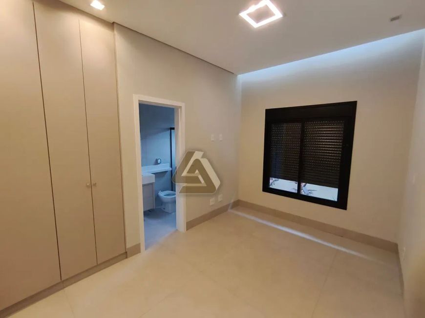 feca5bf815346ff5800ff6094577bebc