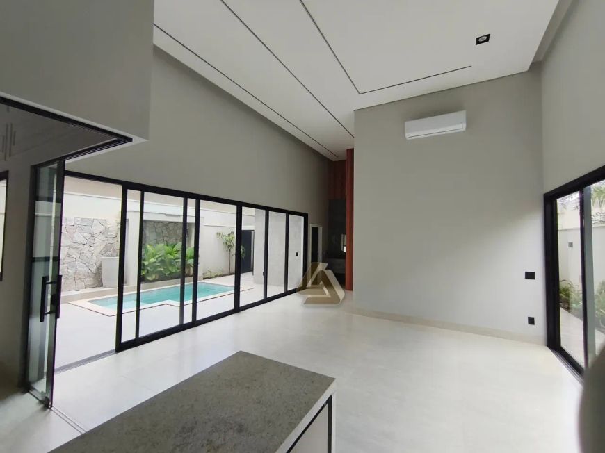 087c5be4cf698338f9feb1d1f311f11e