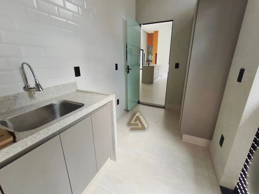 ba7ef5971ad8db668d4810a95f01328d