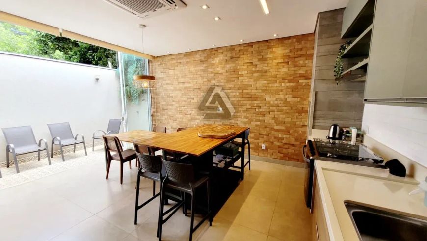 f45ab7678202dd38e4720d5ea3df298b